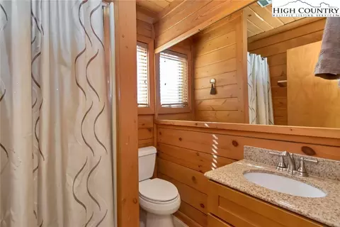 657 Skiview Rd, Seven Devils, NC 28604 photo 7
