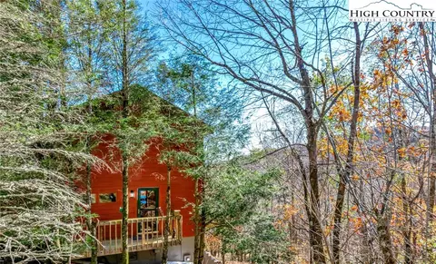 657 Skiview Rd, Seven Devils, NC 28604 photo 2