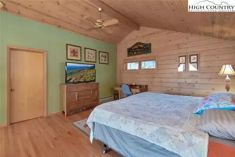 657 Skiview Rd, Seven Devils, NC 28604 photo 36