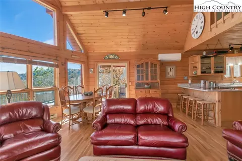 657 Skiview Rd, Seven Devils, NC 28604 photo 23