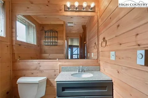 657 Skiview Rd, Seven Devils, NC 28604 photo 47