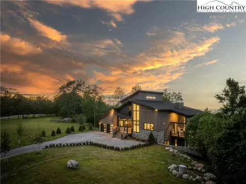 45 Eagle Creek Trl, Banner Elk, NC 28604