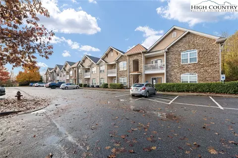 247 Eli Hartley Dr #111, Boone, NC 28607