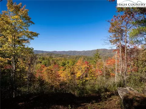 255 Red Cedar Rd, Boone, NC 28607