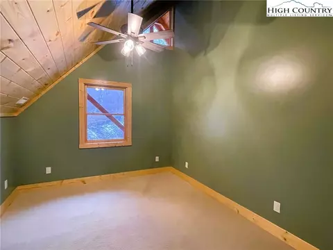 Bedroom - 111 Village Cluster Rd, Beech Mountain, NC 28604 photo 3 of 4