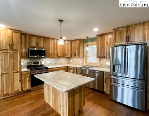 Kitchen - 111 Village Cluster Rd, Beech Mountain, NC 28604 photo 1 of 7
