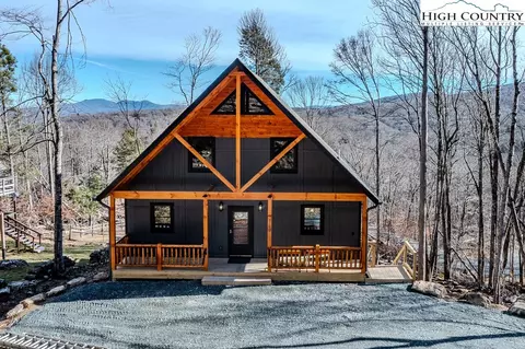 111 Village Cluster Rd, Beech Mountain, NC 28604