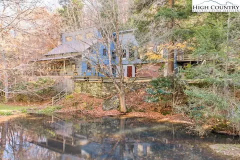3209 Howards Creek Rd, Boone, NC 28607