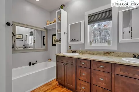 Bath - 301 Crossmor Dr, Todd, NC 28684 photo 1 of 5
