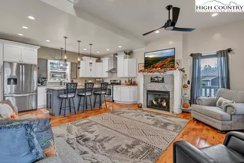 Kitchen - 301 Crossmor Dr, Todd, NC 28684 photo 1 of 6