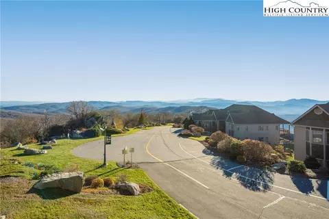 Other - 166 Trails End #34D, Sugar Mountain, NC 28604 photo 5 of 9