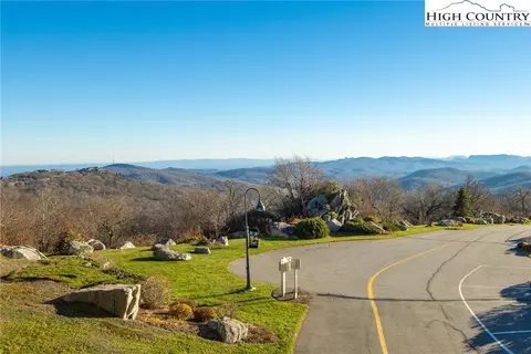 Other - 166 Trails End #34D, Sugar Mountain, NC 28604 photo 4 of 9