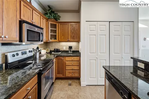 Kitchen - 166 Trails End #34D, Sugar Mountain, NC 28604 photo 3 of 3