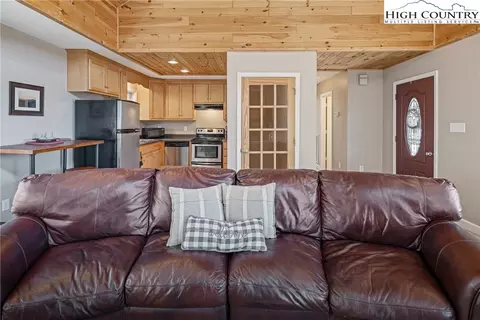 130 Alexander Dr, Boone, NC 28607 photo 6