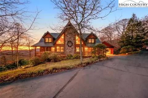 2035 Grouse Moor Rd, Sugar Mountain, NC 28604