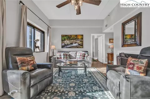 303 Sugar Top Dr #2306, Sugar Mountain, NC 28604