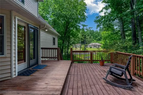 Exterior - 1012 Northridge Dr, Boone, NC 28607 photo 6 of 11