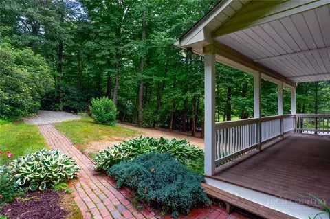 Exterior - 1012 Northridge Dr, Boone, NC 28607 photo 2 of 11