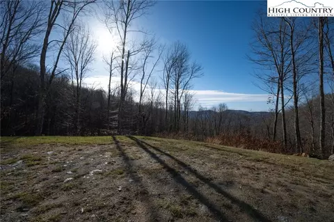 G54 Skycamp Overlook, Banner Elk, NC 28604