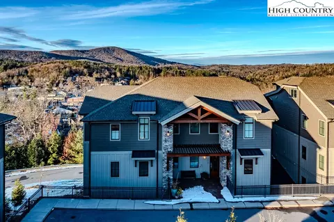 215 Cone Vista Cir #B, Blowing Rock, NC 28605