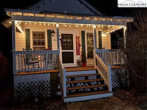 40 Fish Camp Cir, Newland, NC 28657