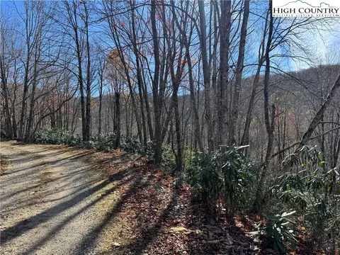 tbd Lot Apt 19 Ridgecrest Cir, Beech Mountain, NC 28604