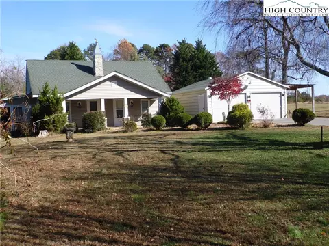 1211 Old Hwy 21, State Road, NC 28676