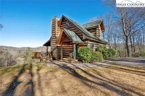 713 River Ridge Rd, Boone, NC 28607