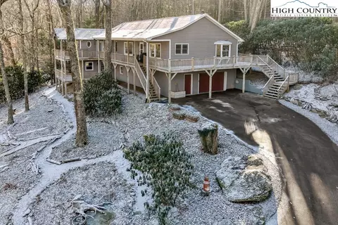 472 Virgils Ln, Boone, NC 28607 photo 4