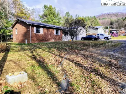 231 Gap Crk, Fleetwood, NC 28626