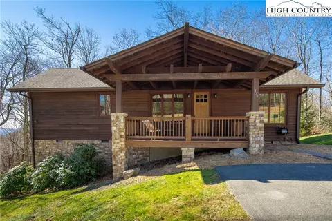 176 High Hemlock Trl, Blowing Rock, NC 28605