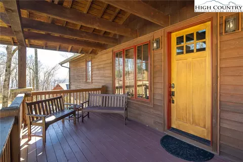 Exterior - 176 High Hemlock Trl, Blowing Rock, NC 28605 photo 2 of 8