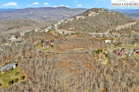 209 Cloud Spg, Sugar Mountain, NC 28604 photo 11