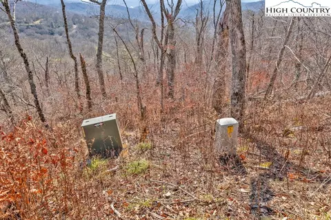 209 Cloud Spg, Sugar Mountain, NC 28604 photo 18