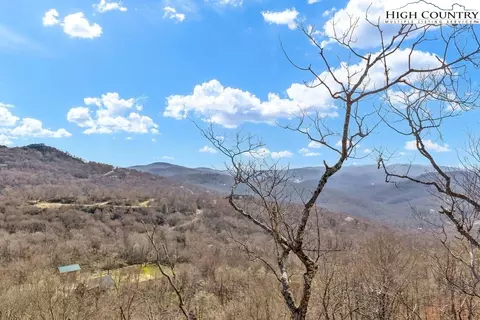 209 Cloud Spg, Sugar Mountain, NC 28604 photo 14