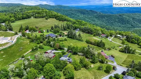 1925 Green Hill Rd, Blowing Rock, NC 28605