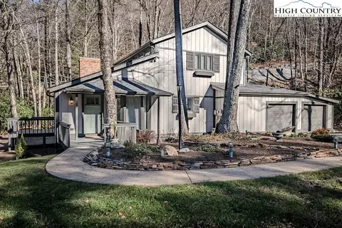 290 Cobble Creek Ln, Boone, NC 28607