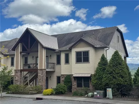 311 Penny Ln #2D, Banner Elk, NC 28604