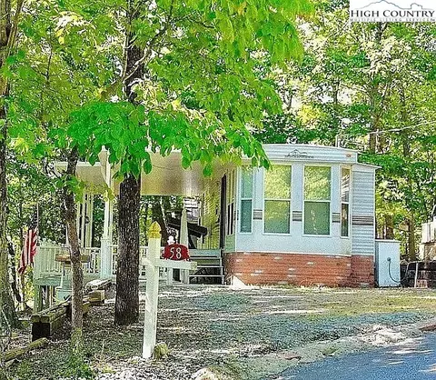 616 Dogwood Cir, Traphill, NC 28685