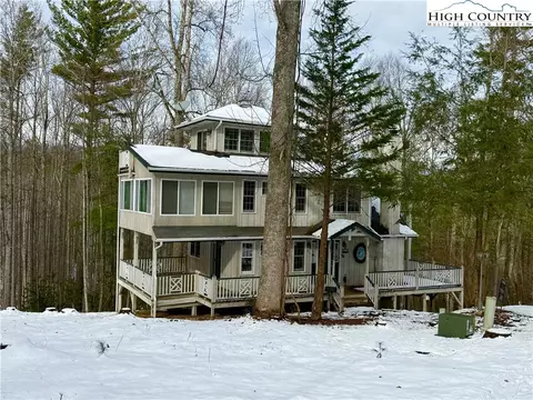 310 Turkey Knob Trl, Fleetwood, NC 28626