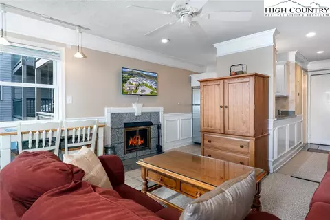 301 Pinnacle Inn Rd #1203, Beech Mountain, NC 28604