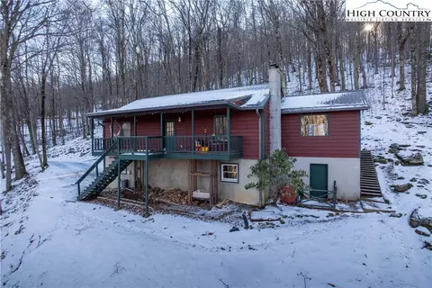 178 Green Knob Mountain Rd, Boone, NC 28607