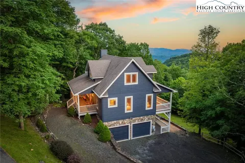 211 Maple Tree Ln, West Jefferson, NC 28694
