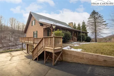 Exterior - 3289 421 N Hwy, Boone, NC 28607 photo 12 of 12