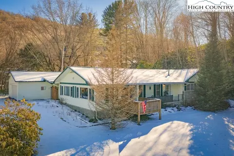 6670 Hickory Nut Gap Rd, Banner Elk, NC 28604