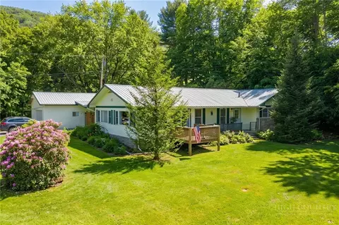 6670 Hickory Nut Gap Rd, Banner Elk, NC 28604