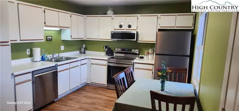 Kitchen - 115 Rogers Dr #22, Boone, NC 28607 photo 2 of 2