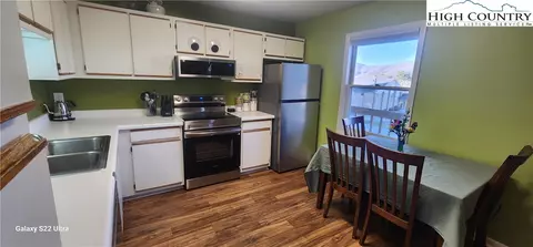 Kitchen - 115 Rogers Dr #22, Boone, NC 28607 photo 1 of 2