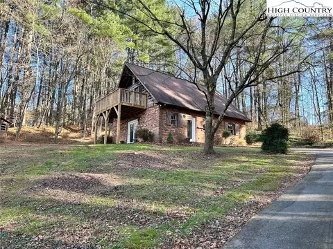 1463 Dragway Rd, Wilkesboro, NC 28697