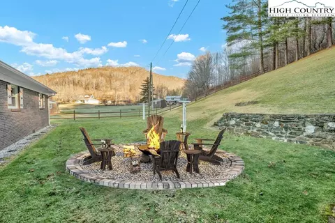 Exterior - 2578 Meat Camp Rd, Boone, NC 28607 photo 7 of 8